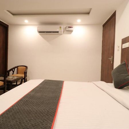 Hotel Tark Inn Near Igi Airport New Delhi Exterior photo