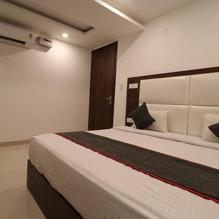 Hotel Tark Inn Near Igi Airport New Delhi Exterior photo