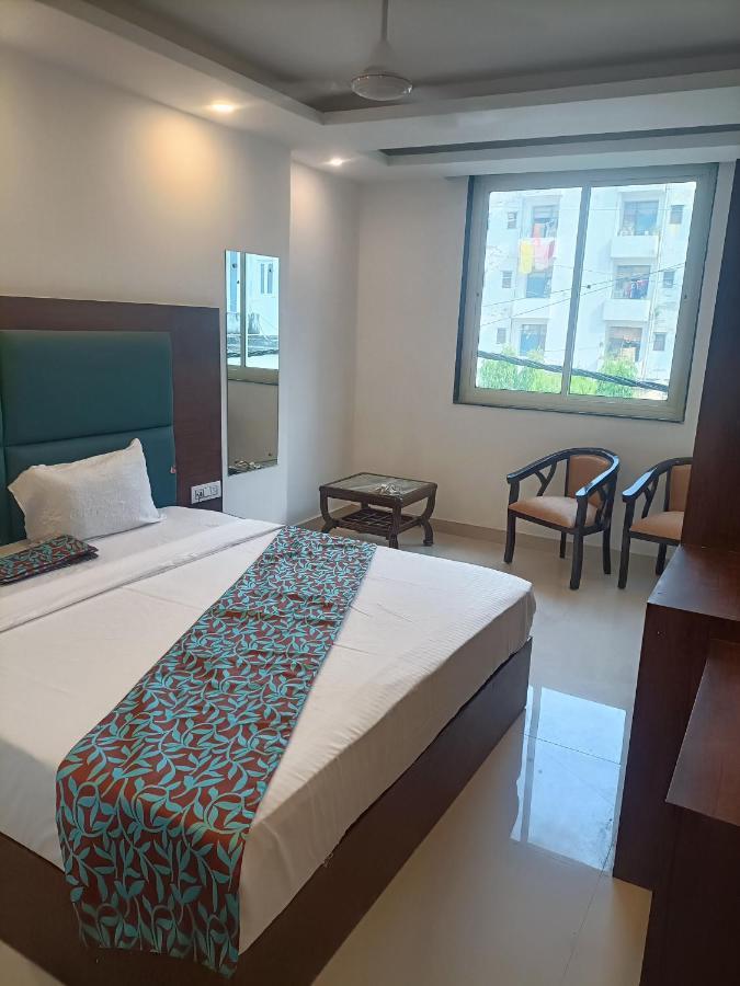Hotel Tark Inn Near Igi Airport New Delhi Exterior photo