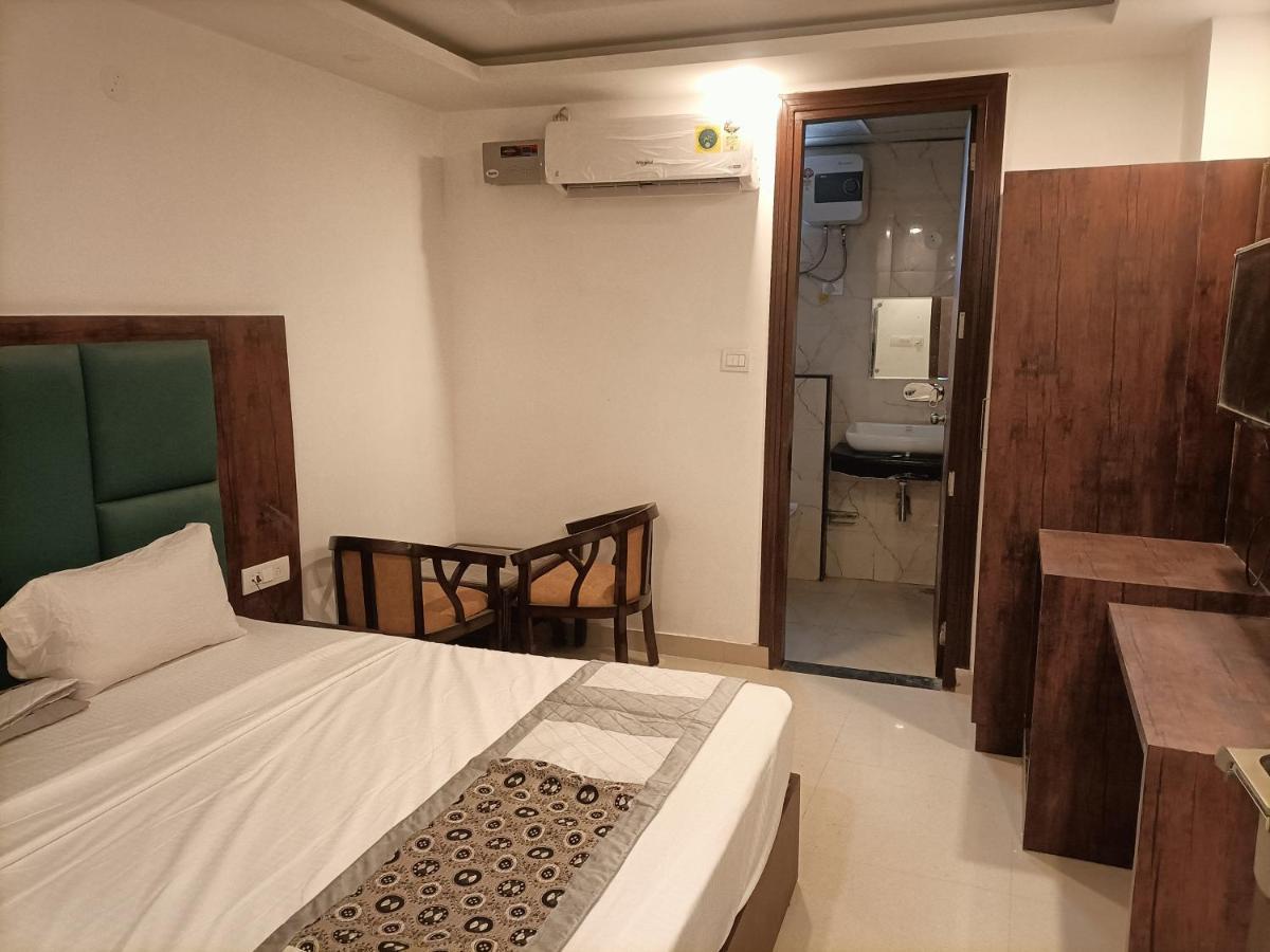 Hotel Tark Inn Near Igi Airport New Delhi Exterior photo